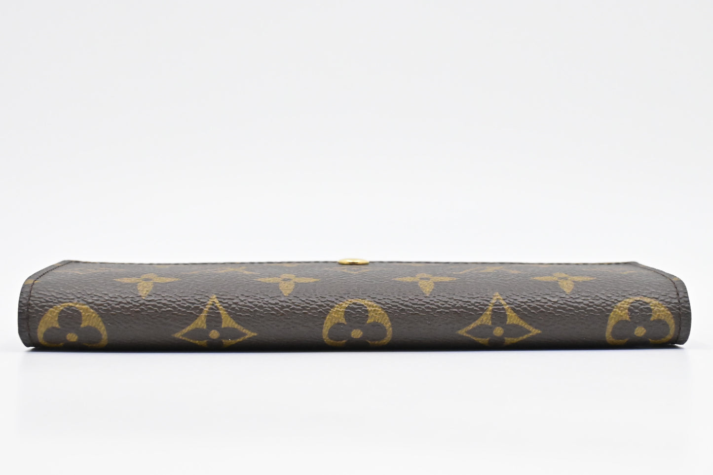 Louis Vuitton International Wallet in Monogram Canvas