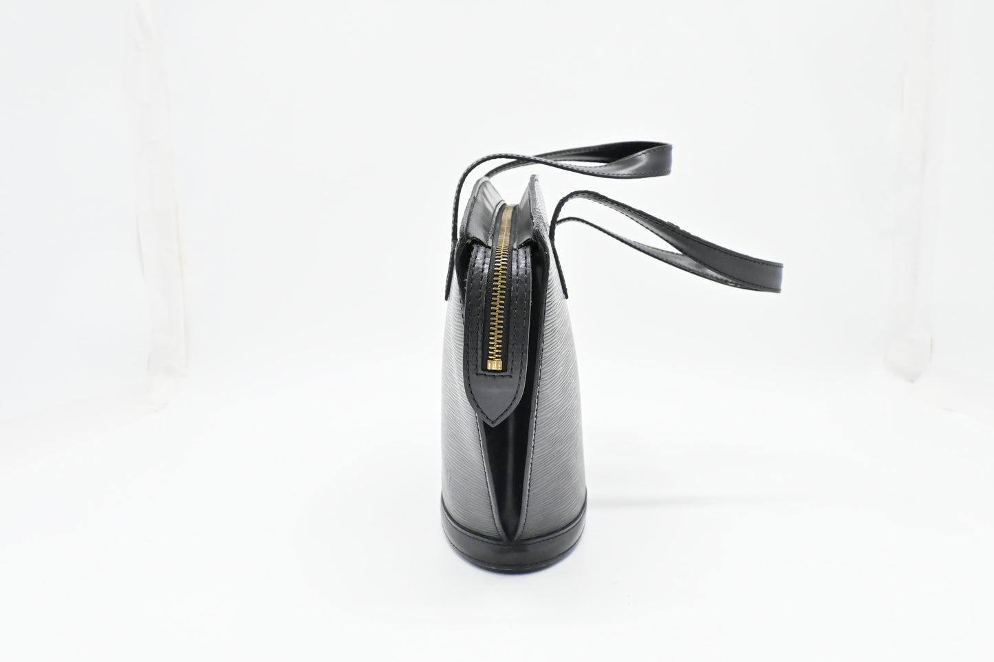 Louis Vuitton Saint Jacques in Black Epi Leather