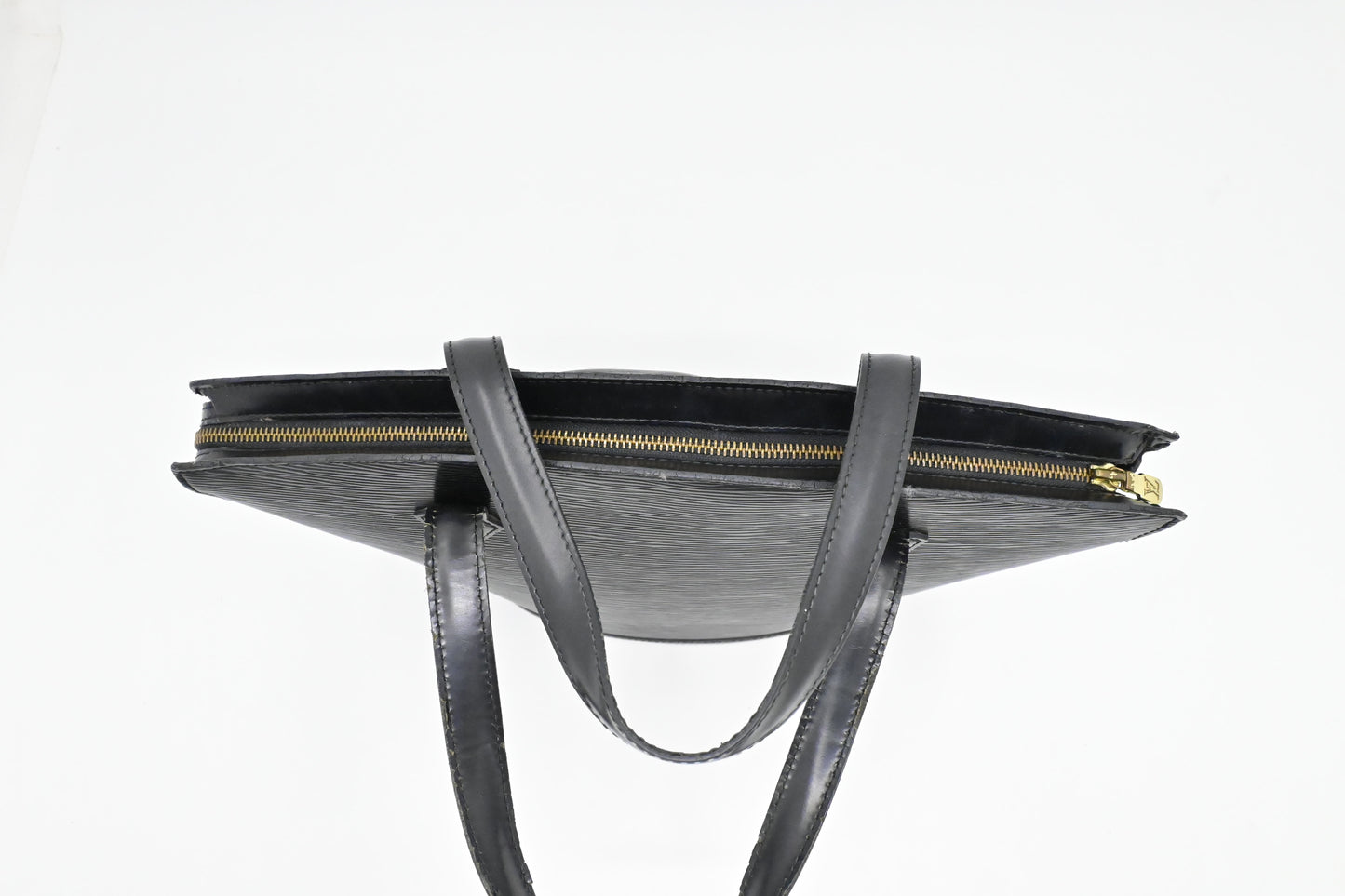 Louis Vuitton Saint Jacques in Black Epi Leather