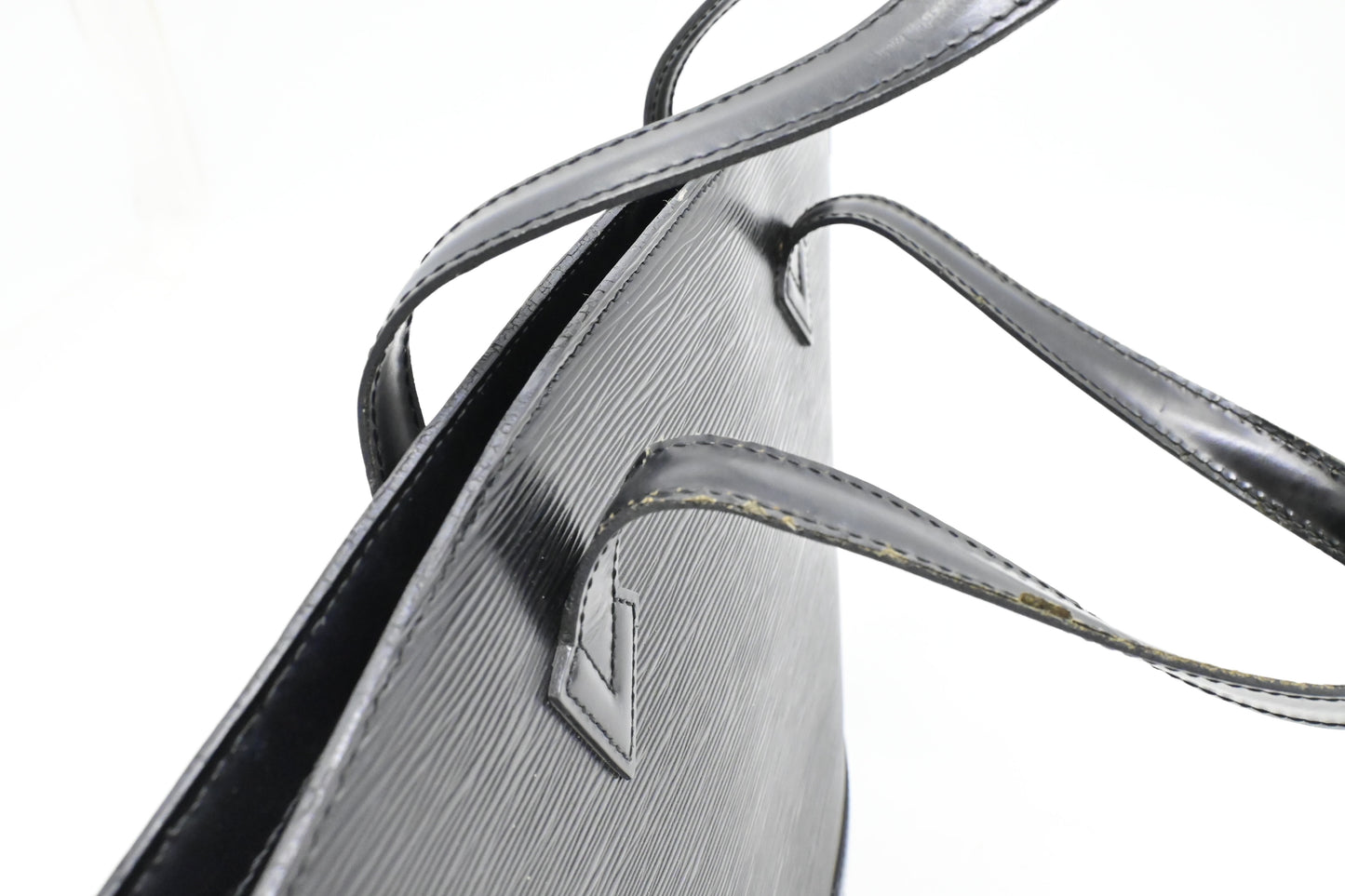 Louis Vuitton Saint Jacques in Black Epi Leather
