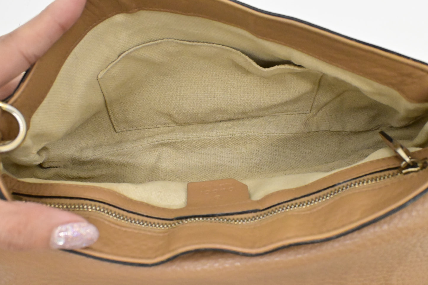 Gucci Crossbody in Light Brown Leather