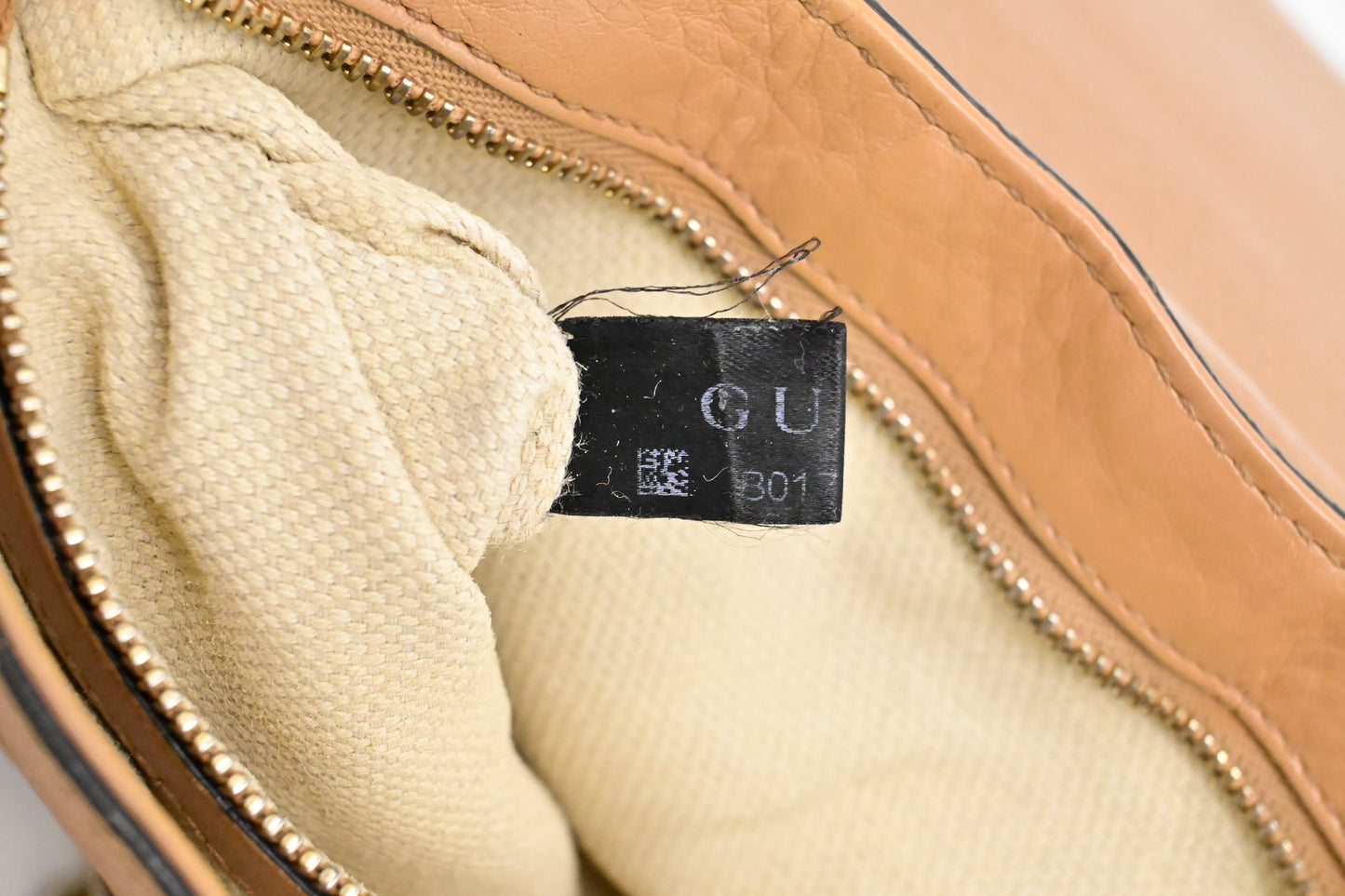 Gucci Crossbody in Light Brown Leather