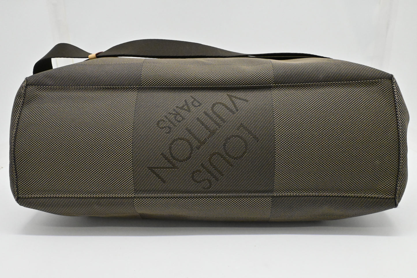 Louis Vuitton Albatros Duffle in Damier Geant Canvas