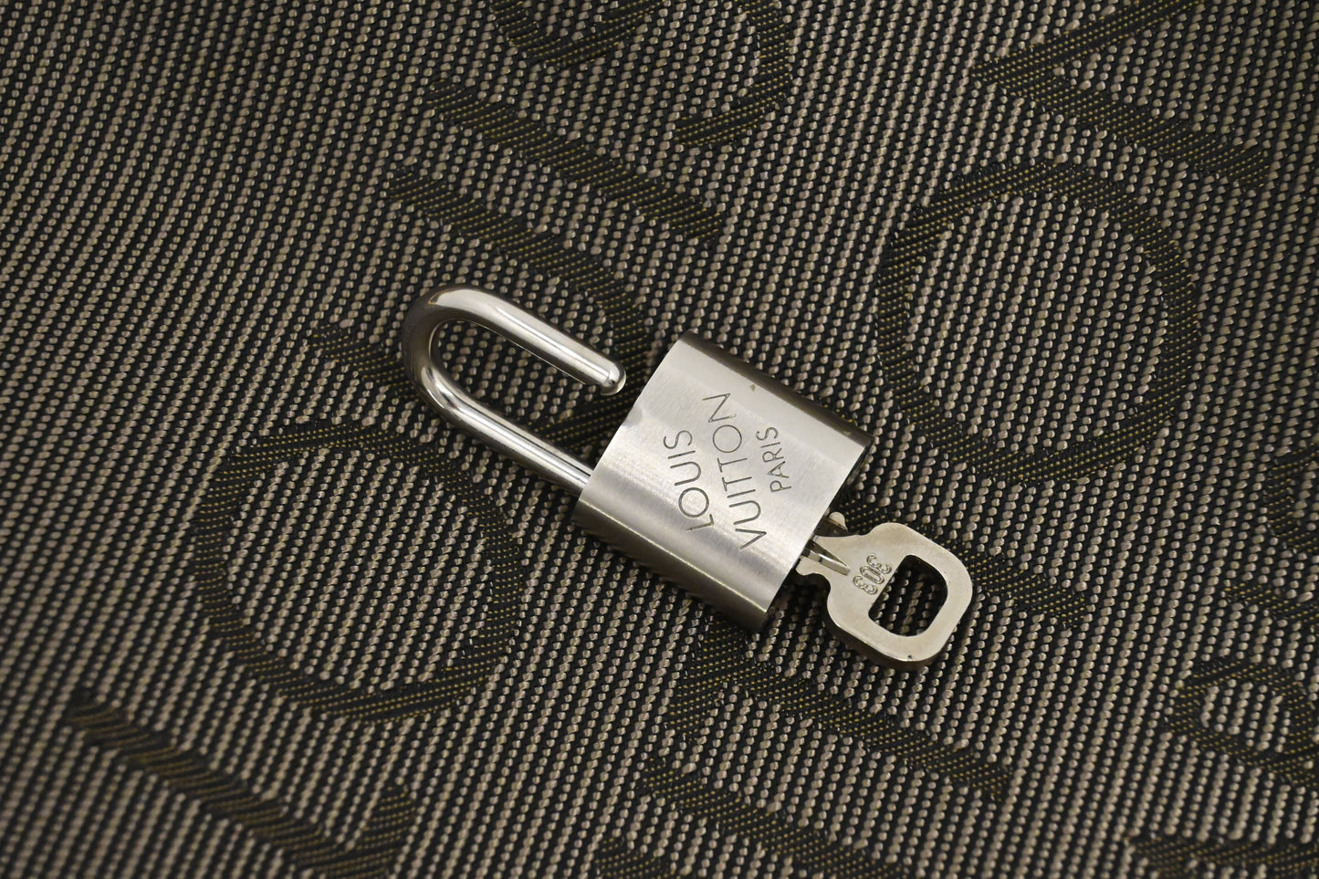 Louis Vuitton Albatros Duffle in Damier Geant Canvas