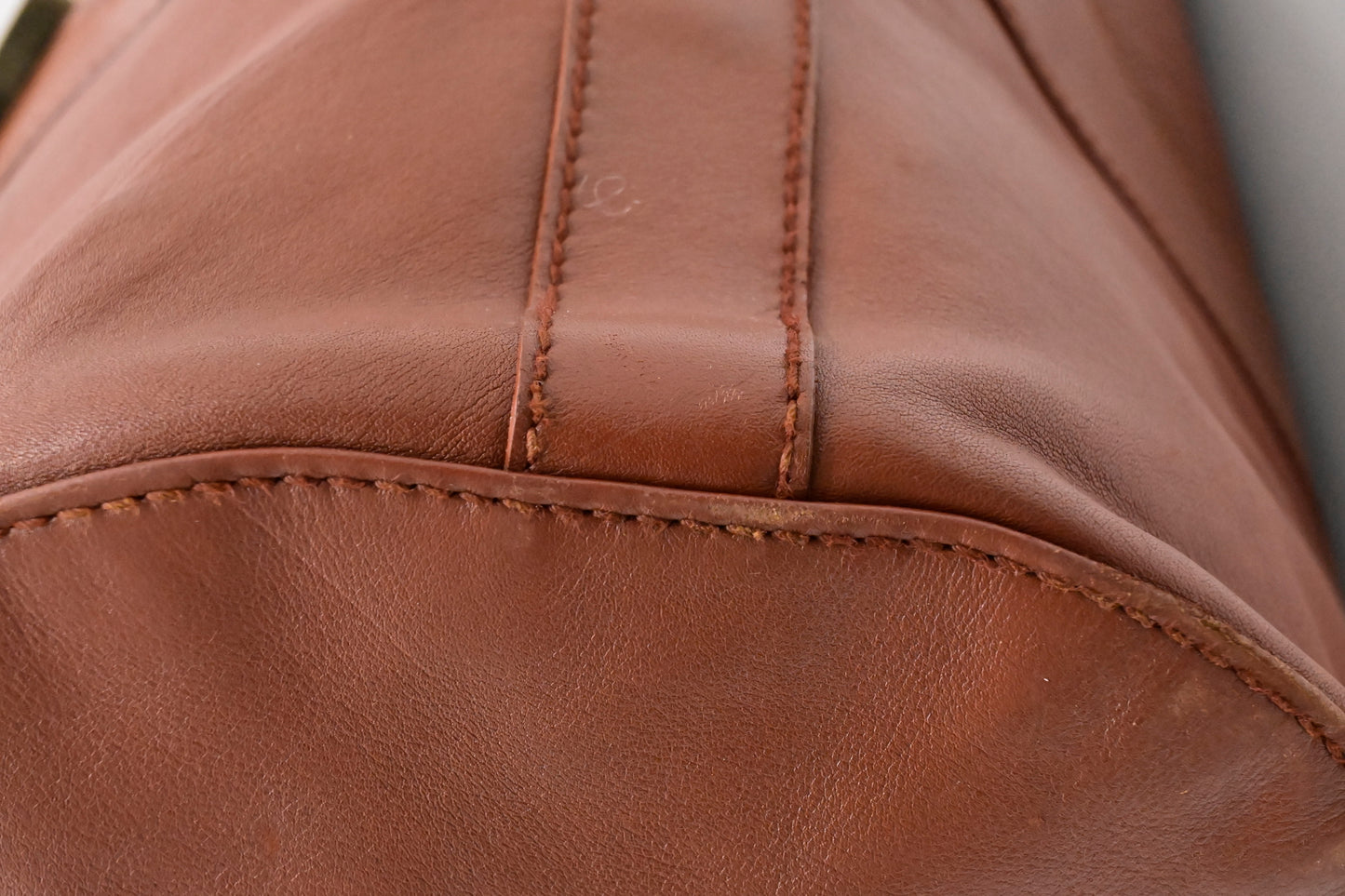 Gucci Hobo Travel Bag in Brown Leather