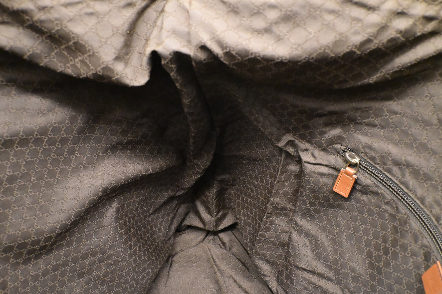 Gucci Hobo Travel Bag in Brown Leather