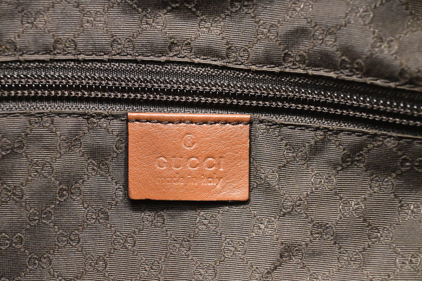 Gucci Hobo Travel Bag in Brown Leather