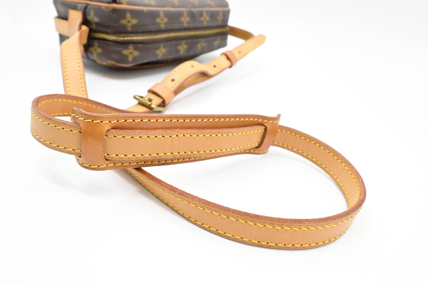 Louis Vuitton Jeune Fille in Monogram Canvas