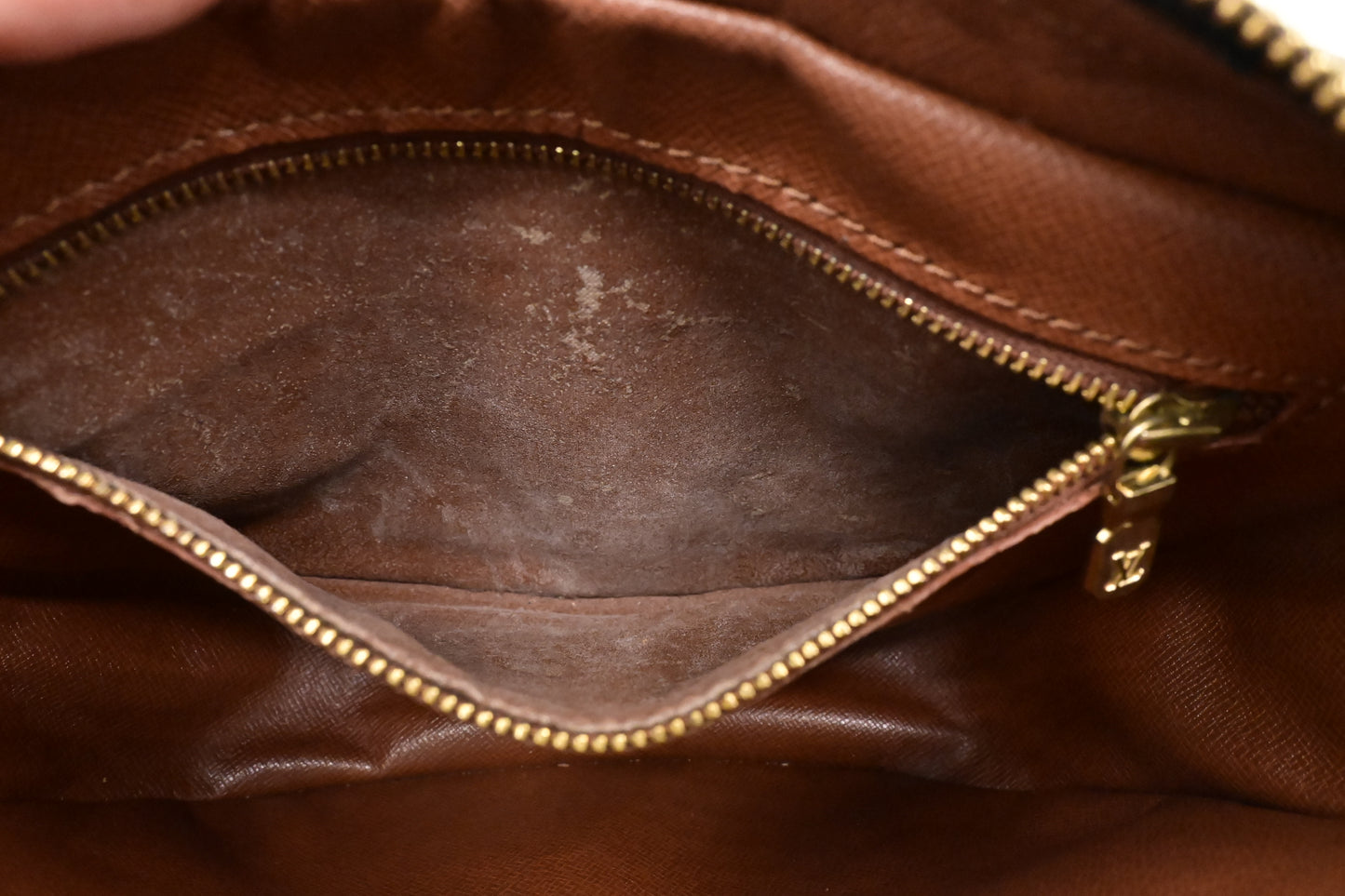 Louis Vuitton Jeune Fille in Monogram Canvas