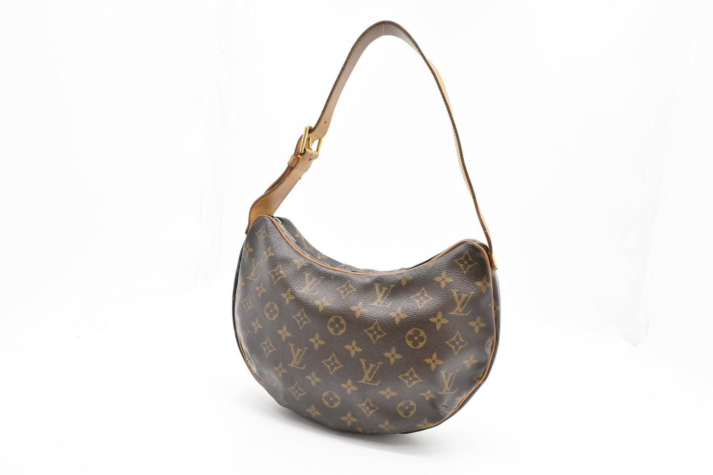 Louis Vuitton Croissant MM in Monogram Canvas