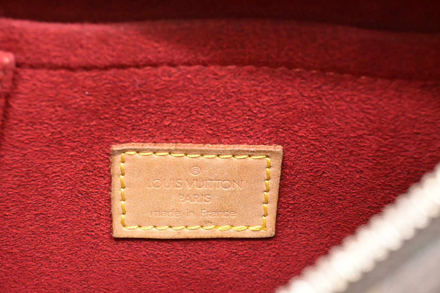 Louis Vuitton Croissant MM in Monogram Canvas