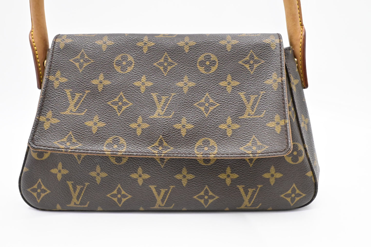 Louis Vuitton Looping PM in Monogram Canvas