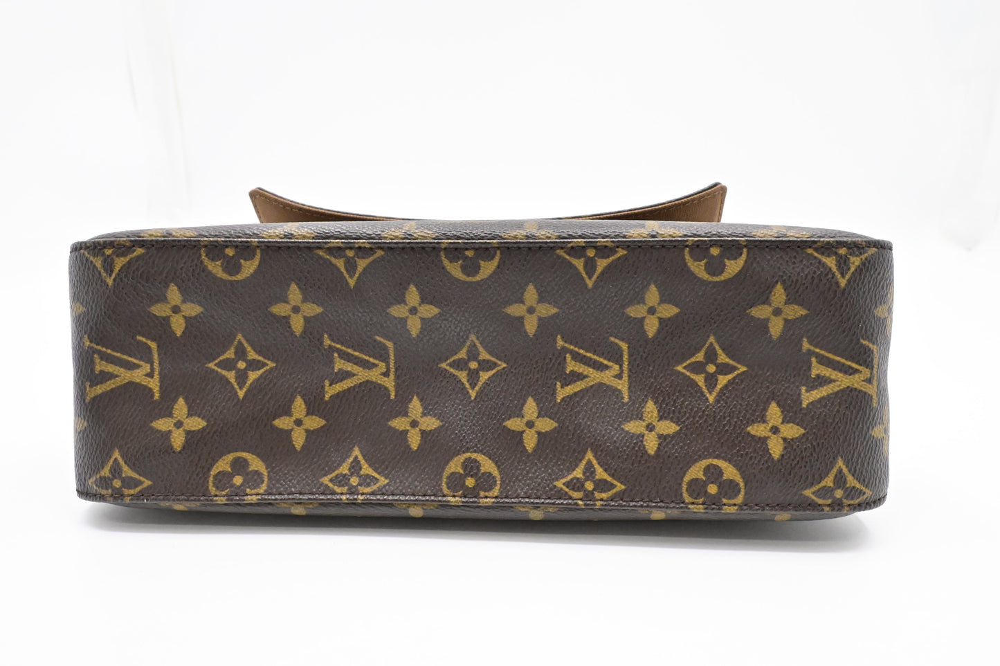 Louis Vuitton Looping PM in Monogram Canvas