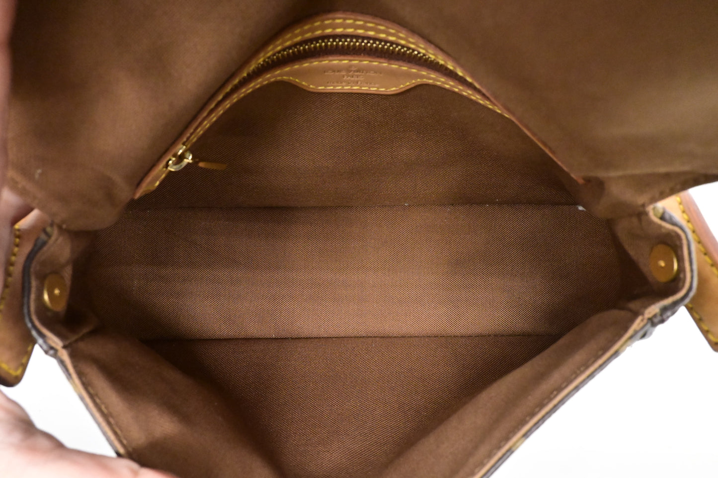 Louis Vuitton Looping PM in Monogram Canvas