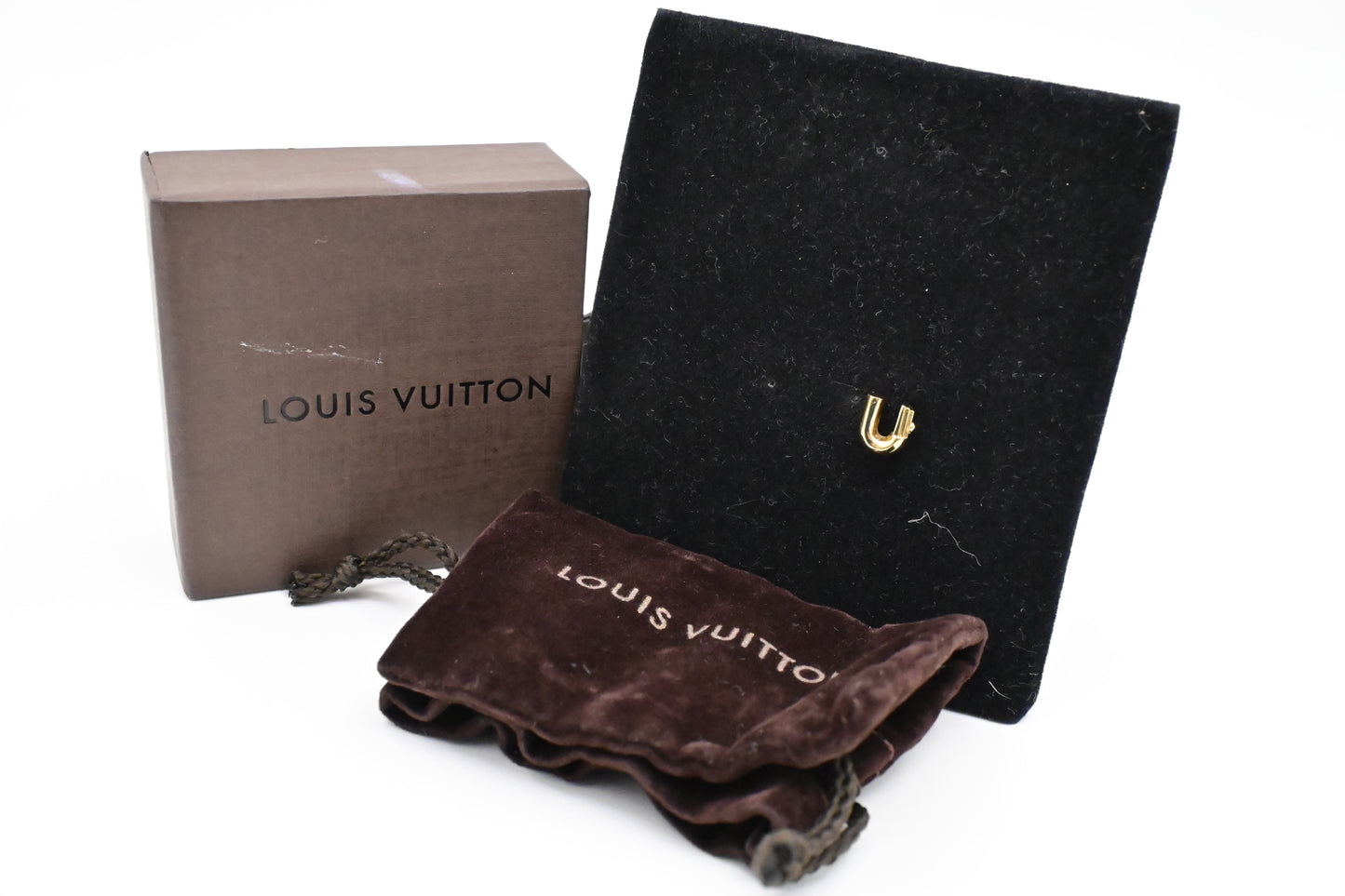 Louis Vuitton Essential U Earring