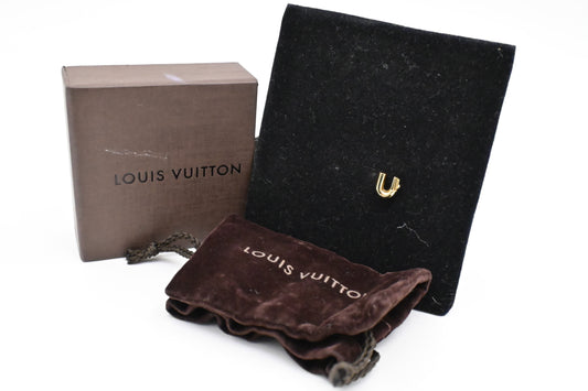 Louis Vuitton Essential U Earring