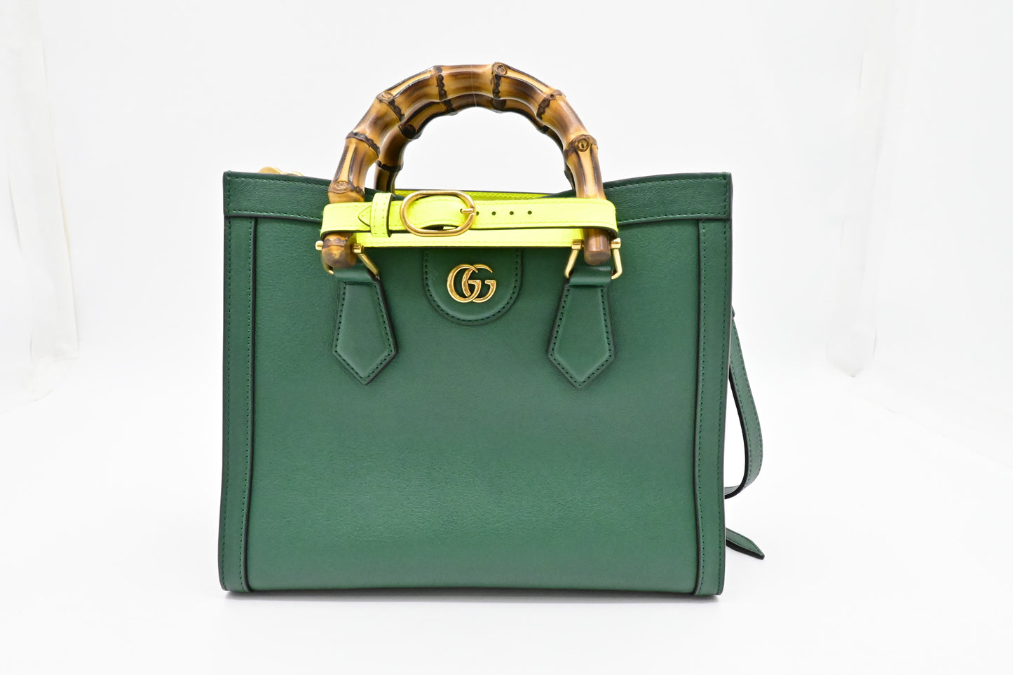 Gucci Medium Diana Tote in Green Leather