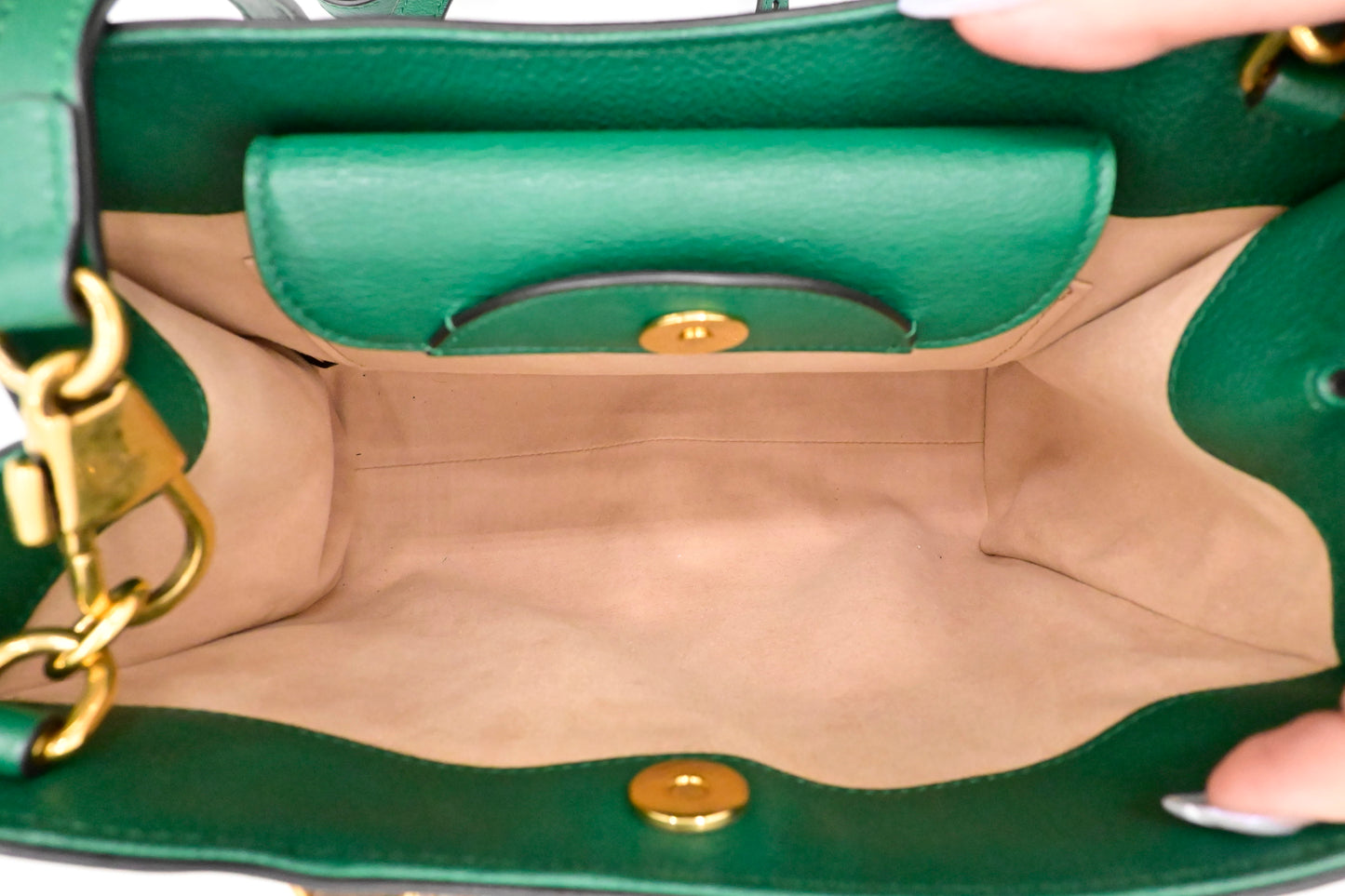 Gucci Medium Diana Tote in Green Leather