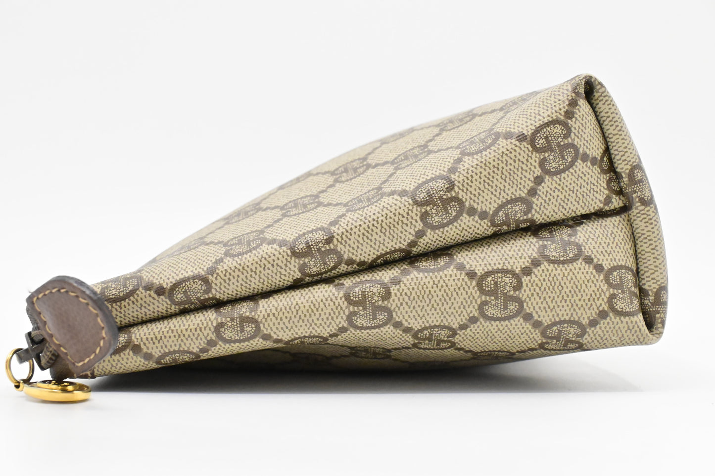 Gucci Pouch in GG Supreme Canvas