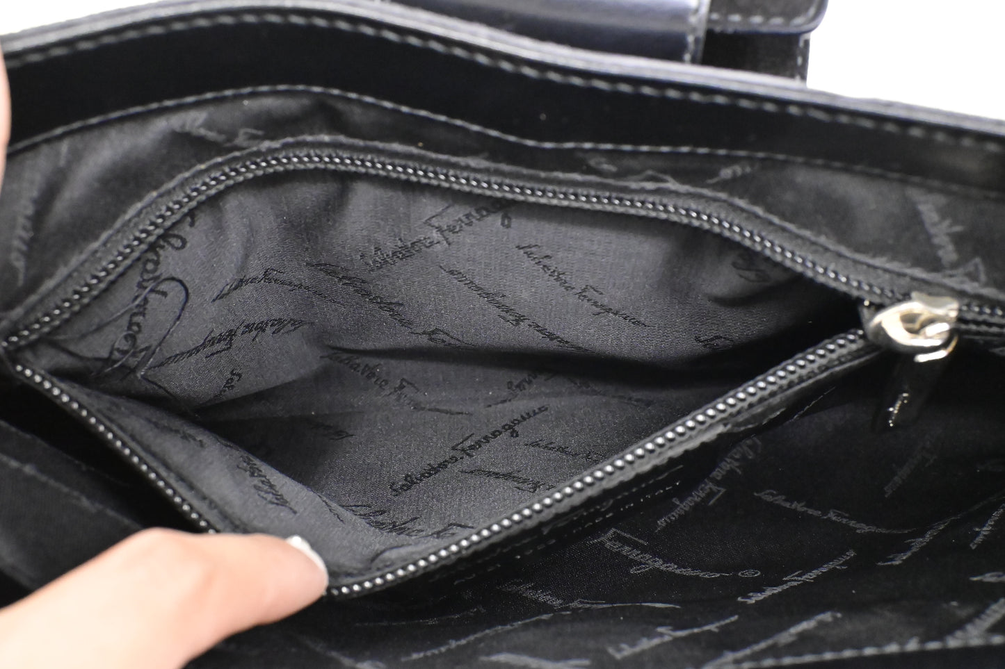 Ferragamo Shoulder Bag in Black Suede