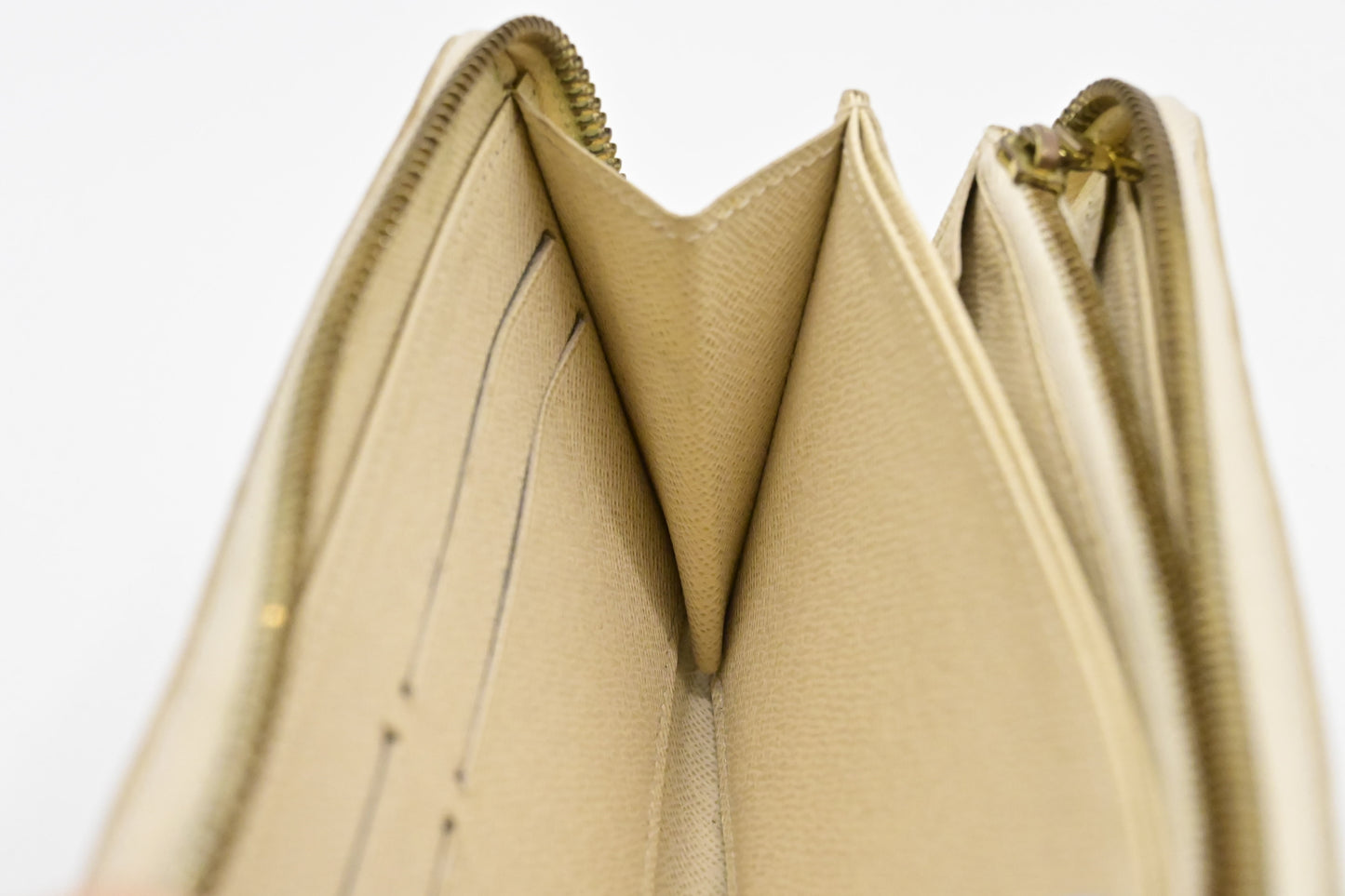 Louis Vuitton Long Zippy Wallet in Damier Azur Canvas