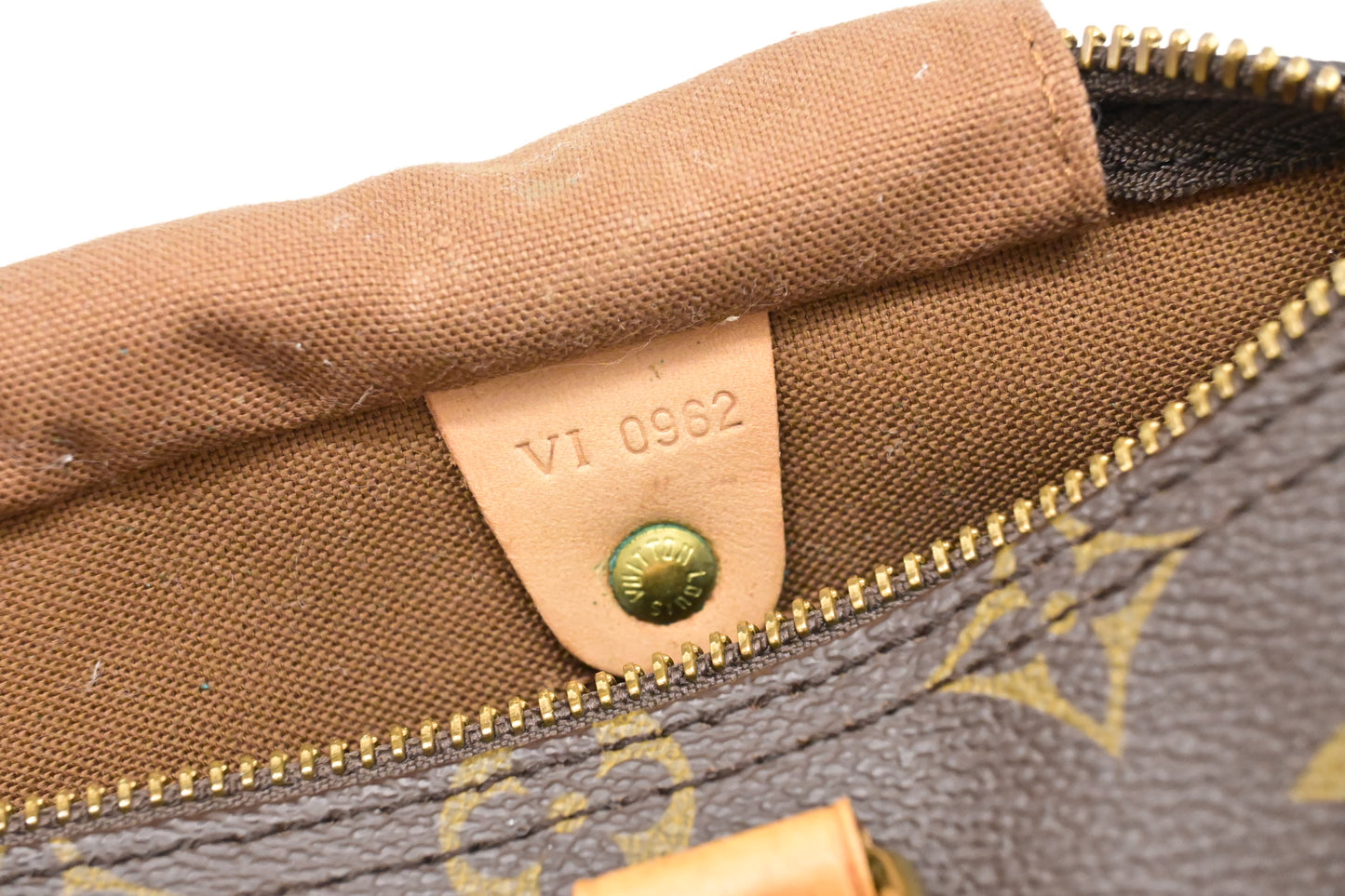 Louis Vuitton Speedy 25 in Monogram Canvas