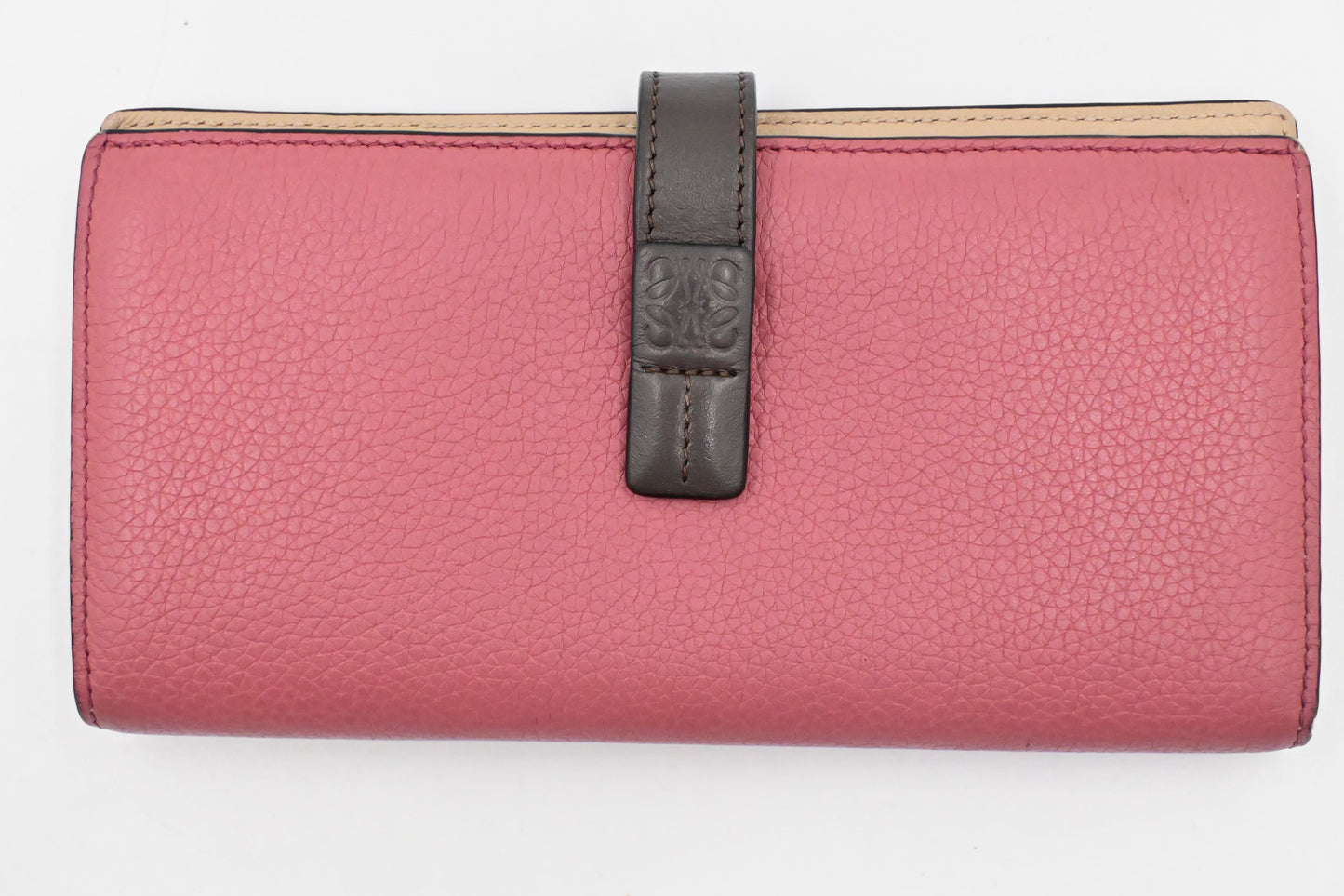 Loewe Long Wallet in Pink Leather