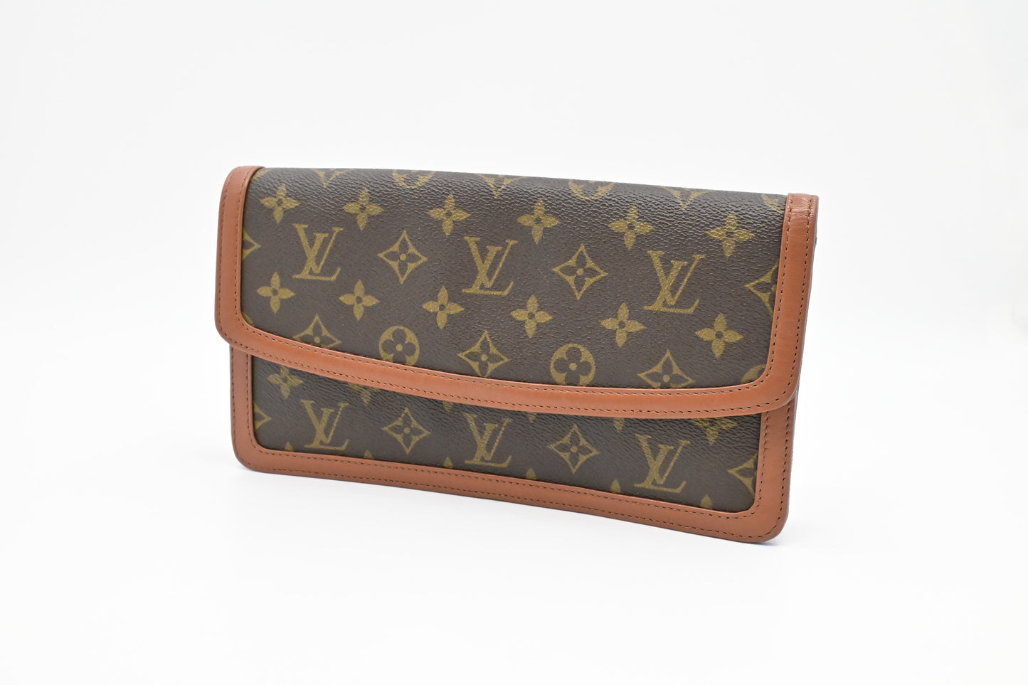 Louis Vuitton Pochette Dame GM in Monogram Canvas