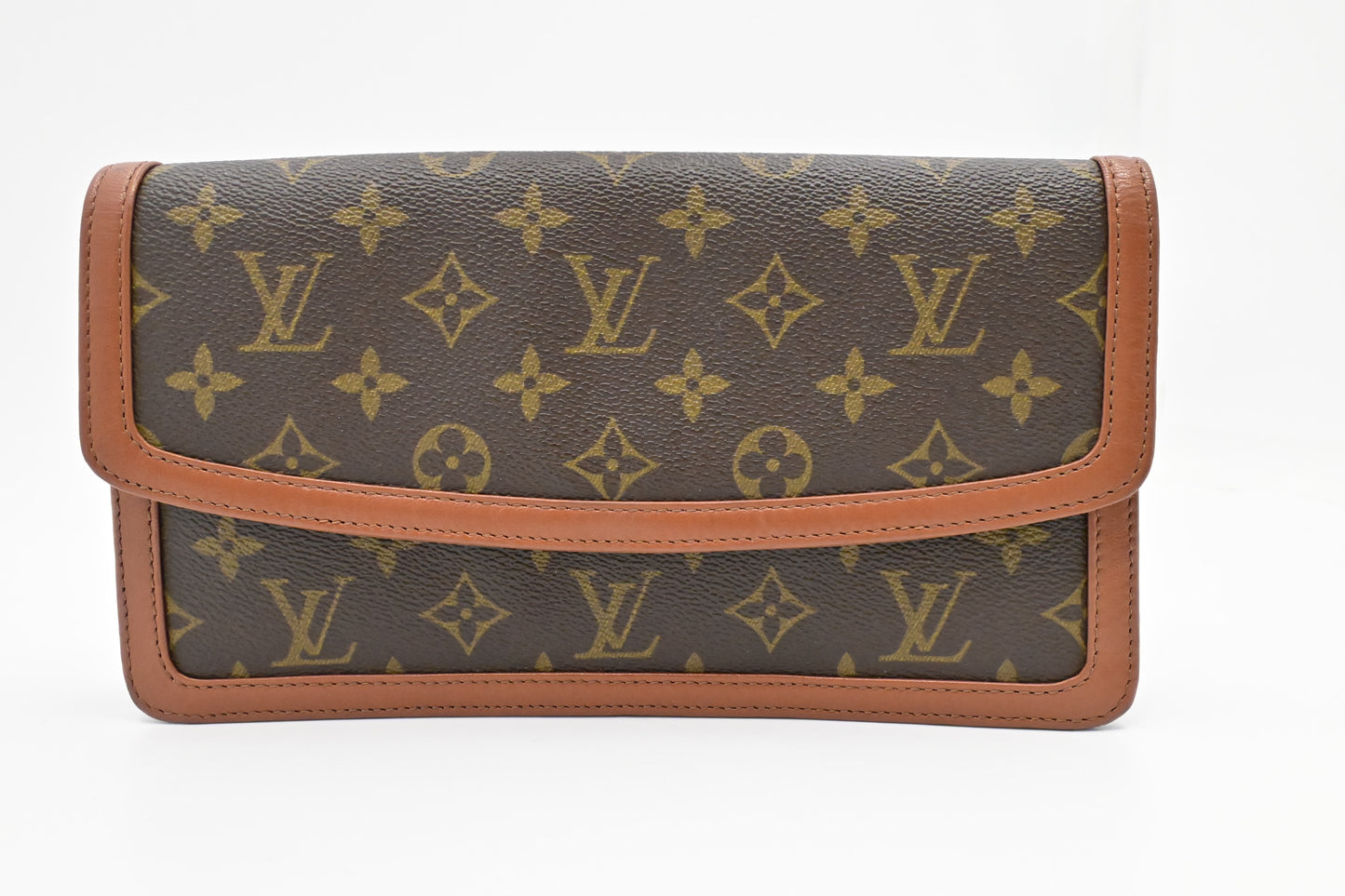 Louis Vuitton Pochette Dame GM in Monogram Canvas