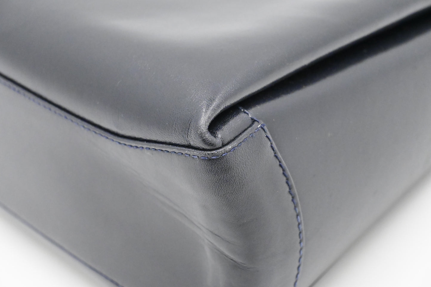 Gucci Handbag in Navy Leather