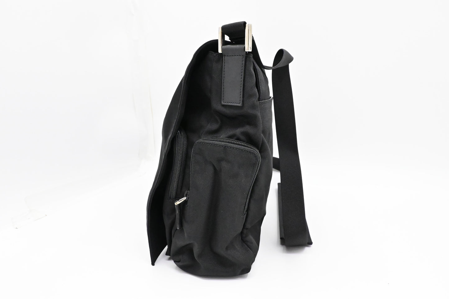 Gucci Messenger Bag in Black Canvas