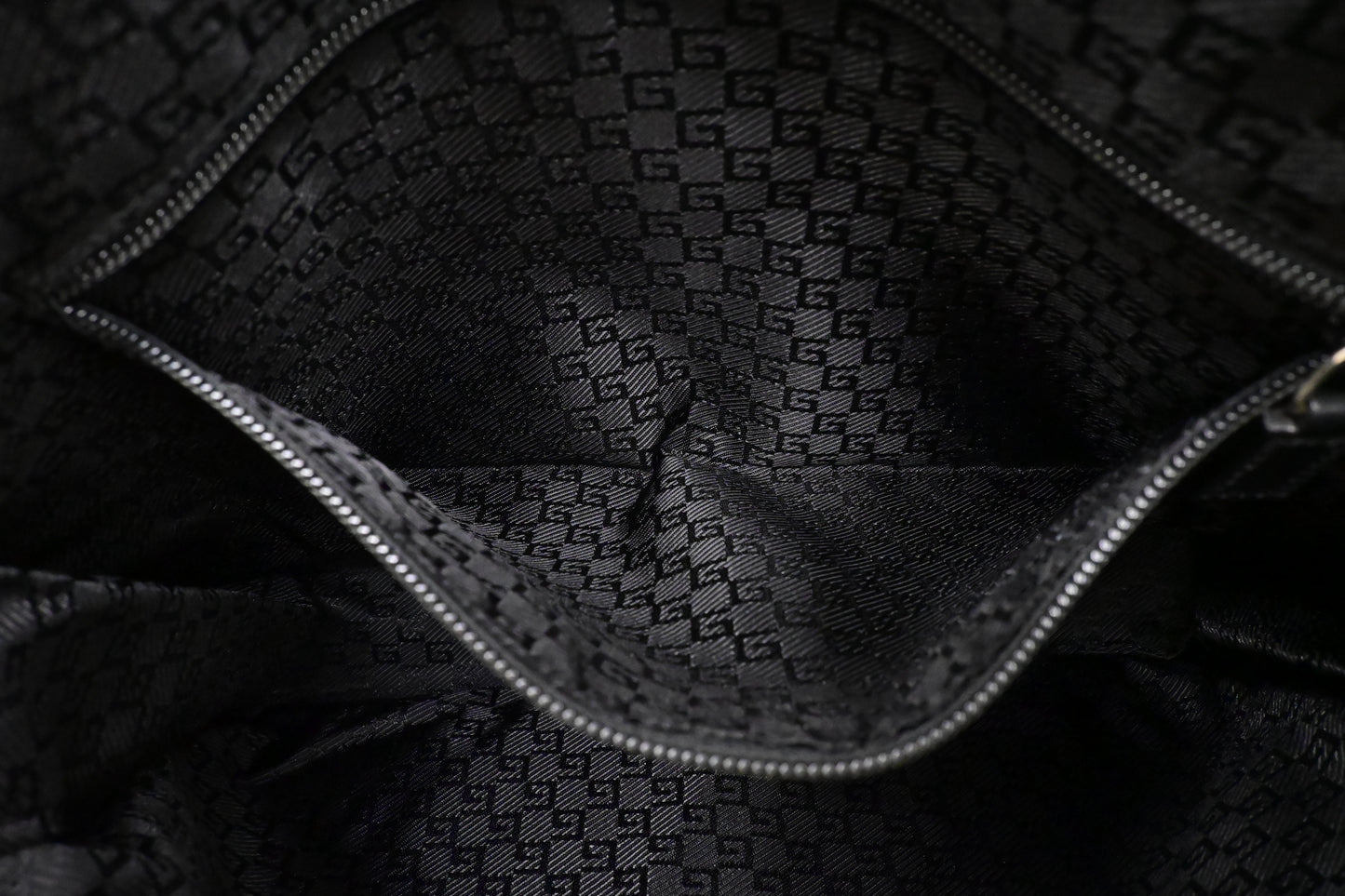 Gucci Messenger Bag in Black Canvas
