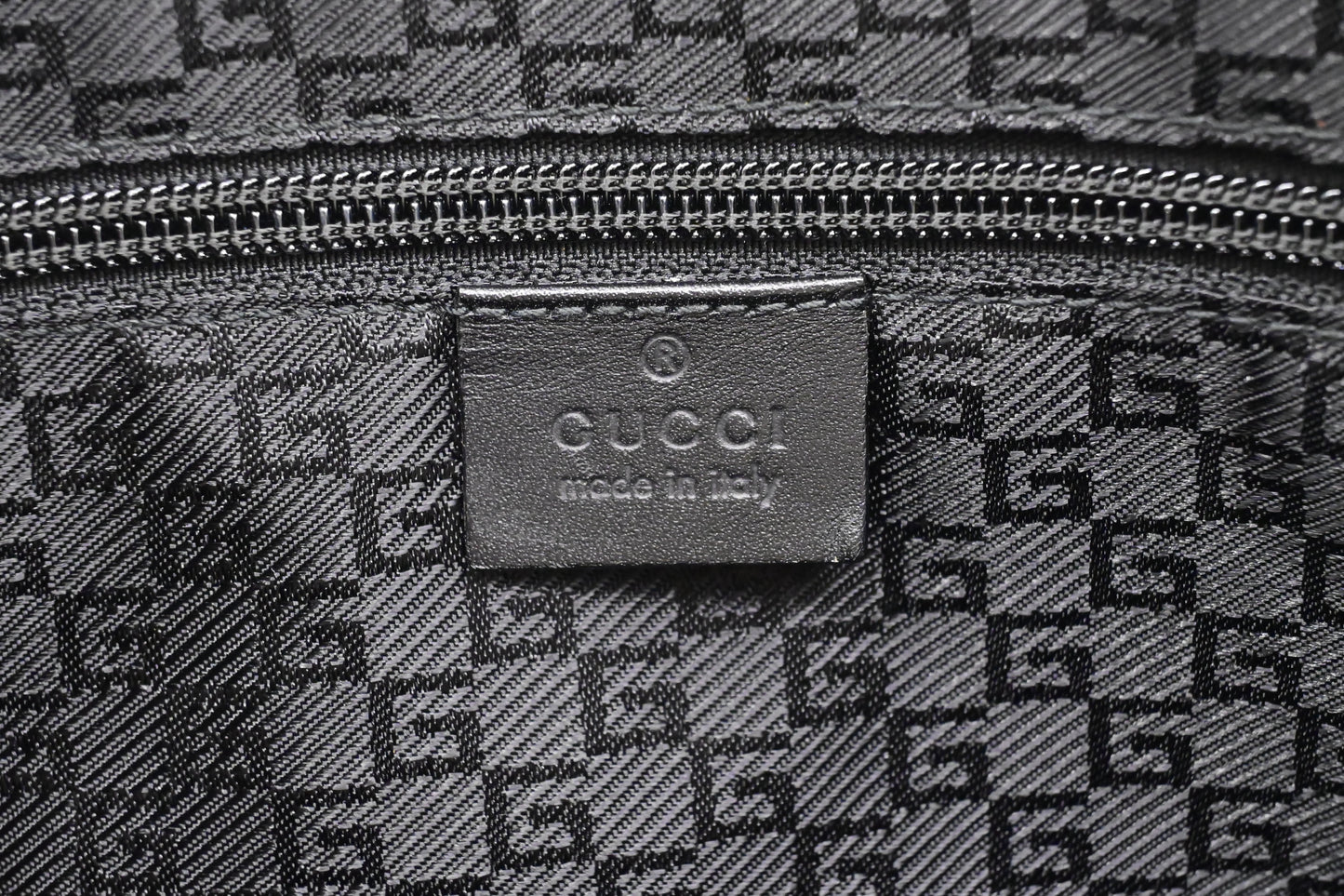 Gucci Messenger Bag in Black Canvas