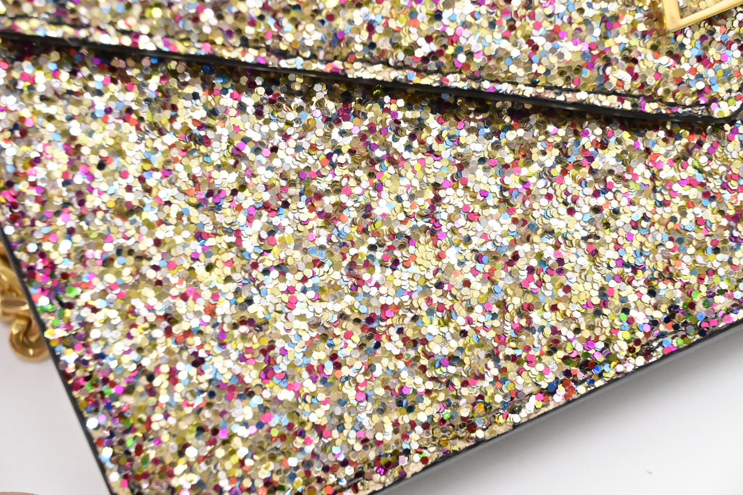 YSL Saint Laurent Wallet on Chain in Multicolor Sparkles