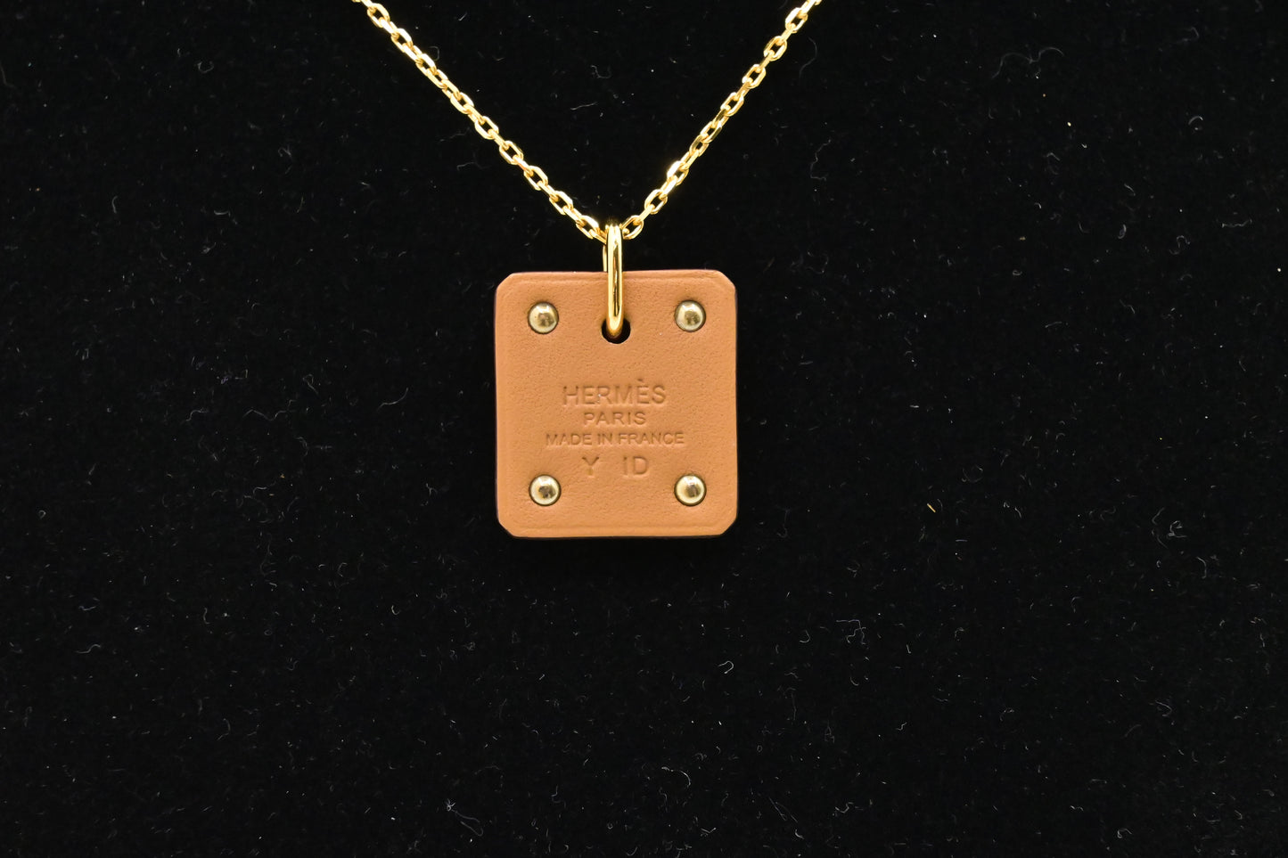 Hermes As De Coeur Necklace in Rouge Leather
