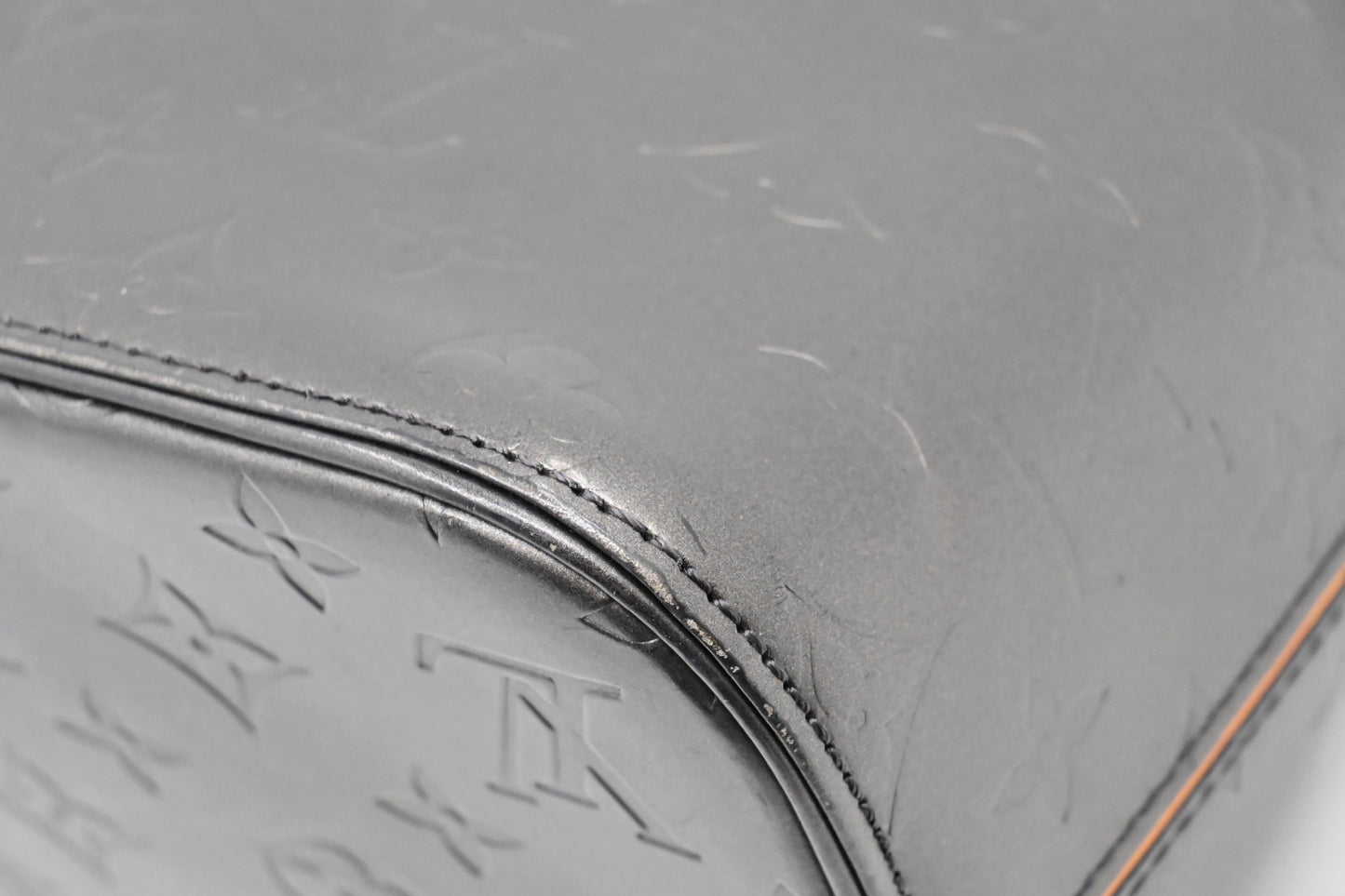 Louis Vuitton Stockton in Gray Mat Canvas