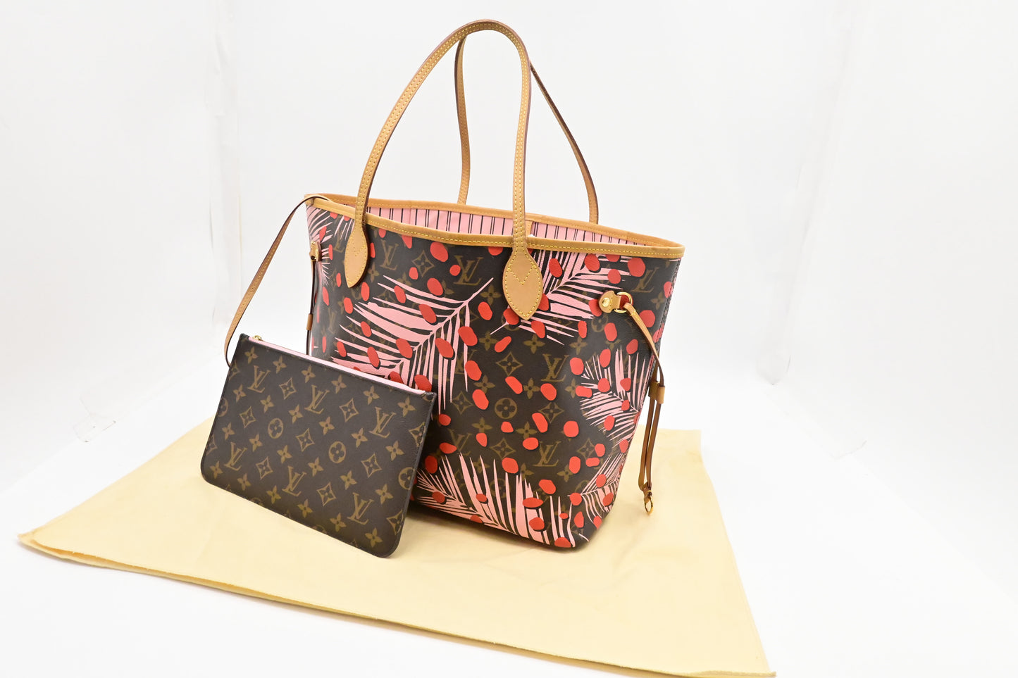 Louis Vuitton Neverfull MM in Jungle Dots Monogram Canvas