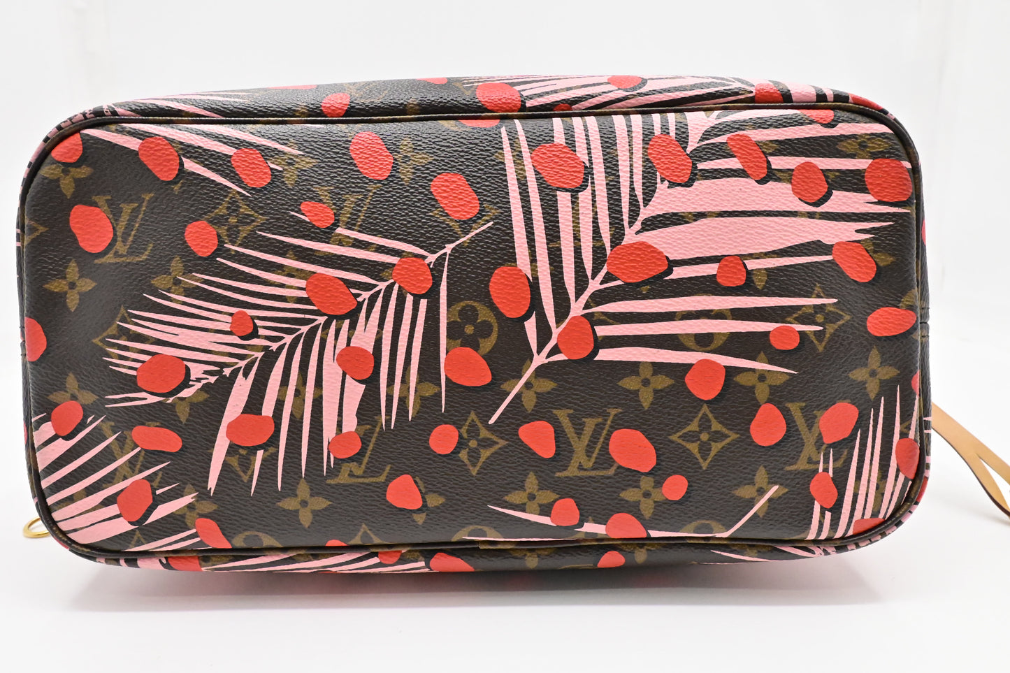 Louis Vuitton Neverfull MM in Jungle Dots Monogram Canvas