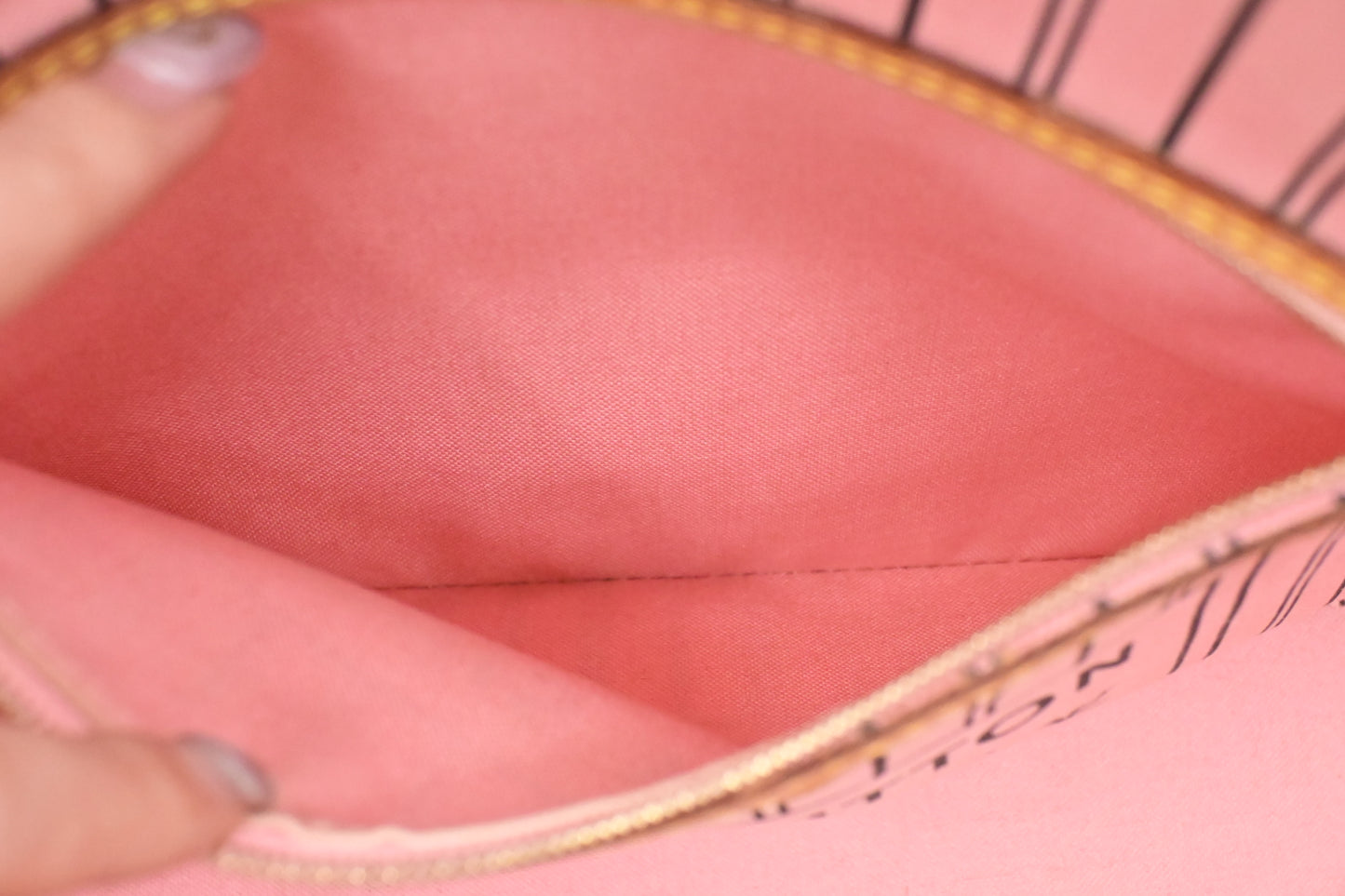 Louis Vuitton Neverfull MM in Jungle Dots Monogram Canvas