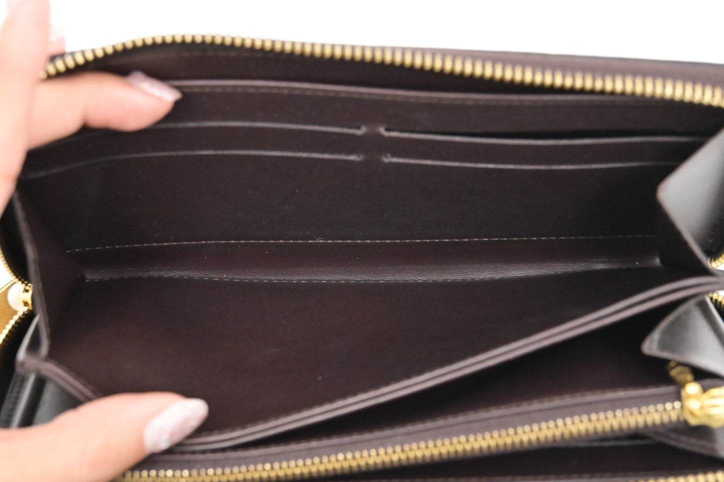 Louis Vuitton Long Zippy Wallet in Amarante Vernis Leather