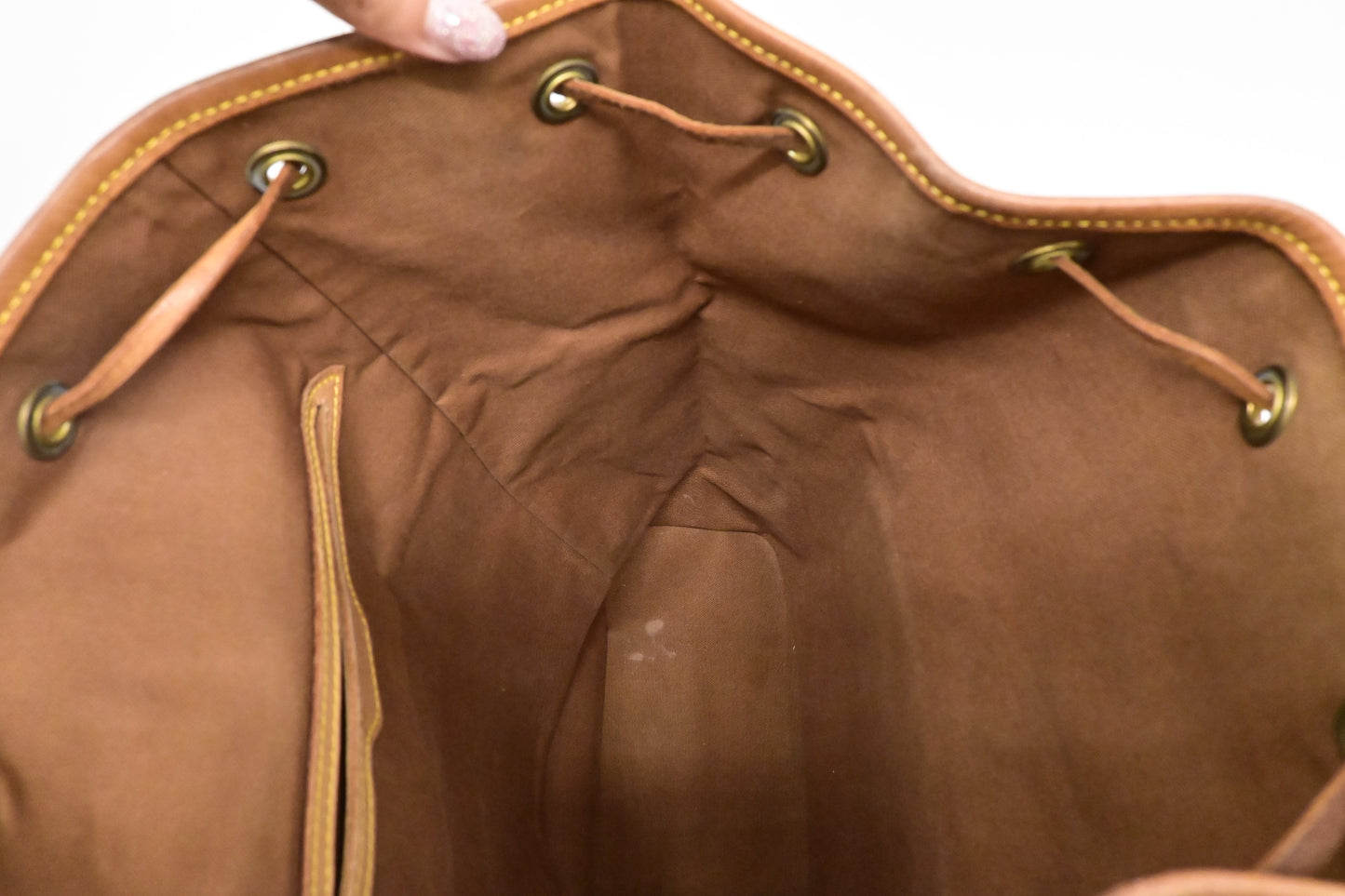 Louis Vuitton Montsouris GM in Monogram Canvas