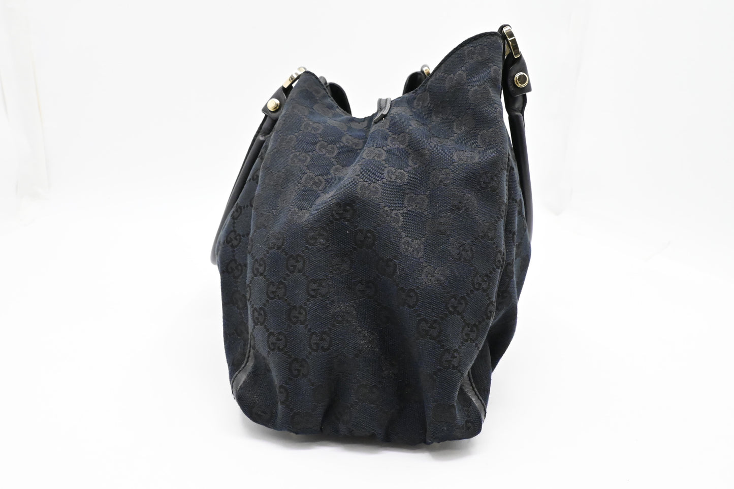 Gucci Abbey D-Ring Hobo Bag in Black GG Canvas