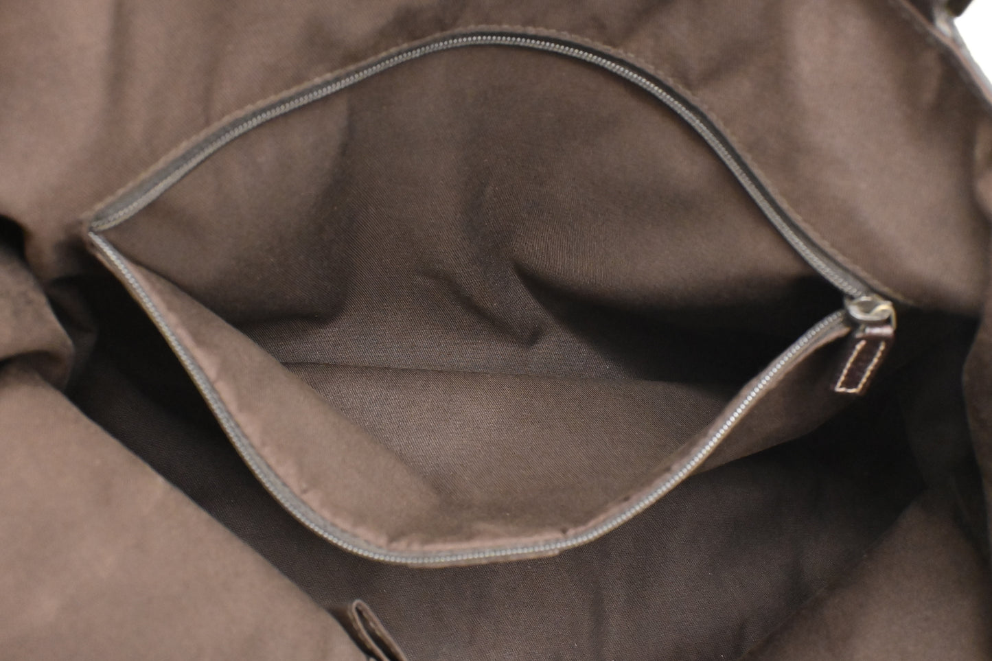 Gucci Abbey Tote Bag in Beige GG Canvas