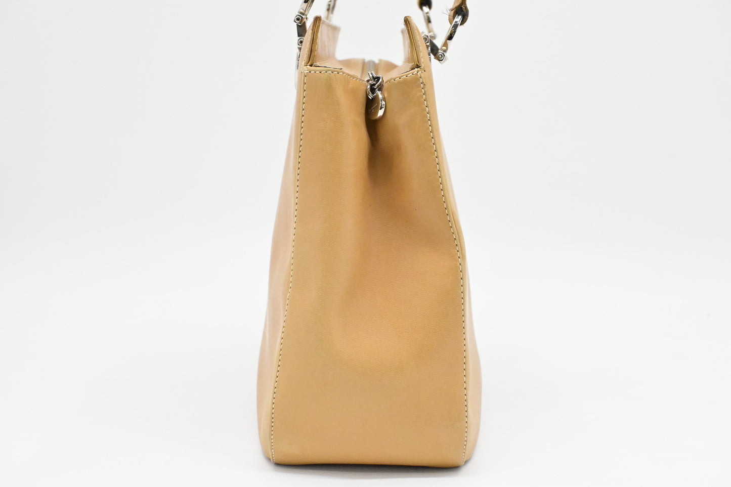 Ferragamo Shoulder Bag in Tan Leather
