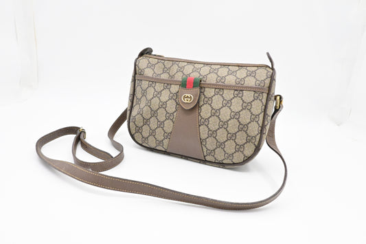 Gucci Small Crossboy in GG Supreme Canvas