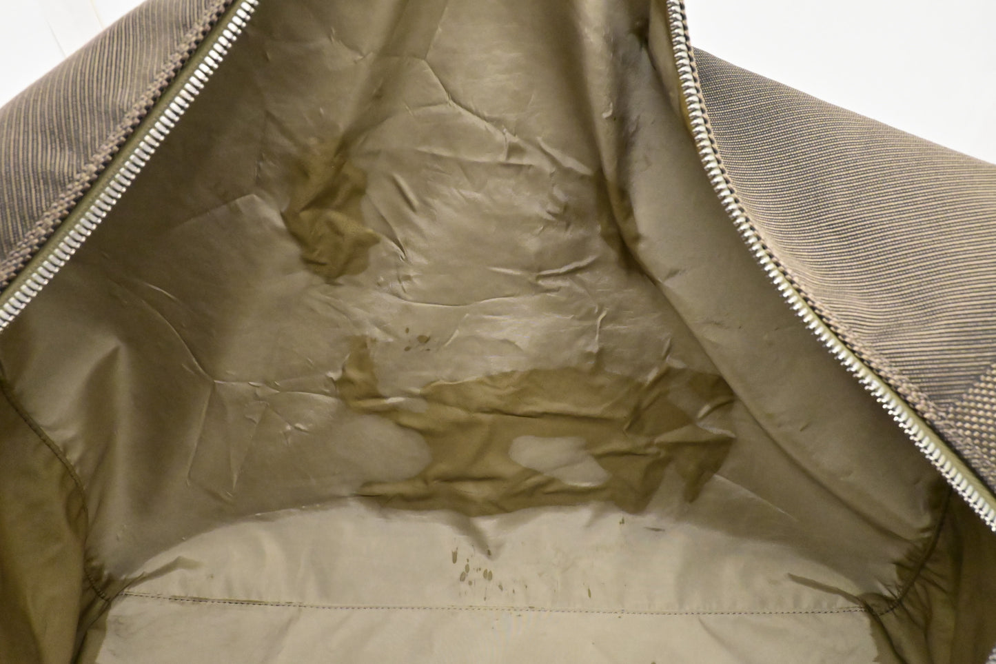 Louis Vuitton Souverain in Damier Geant Canvas