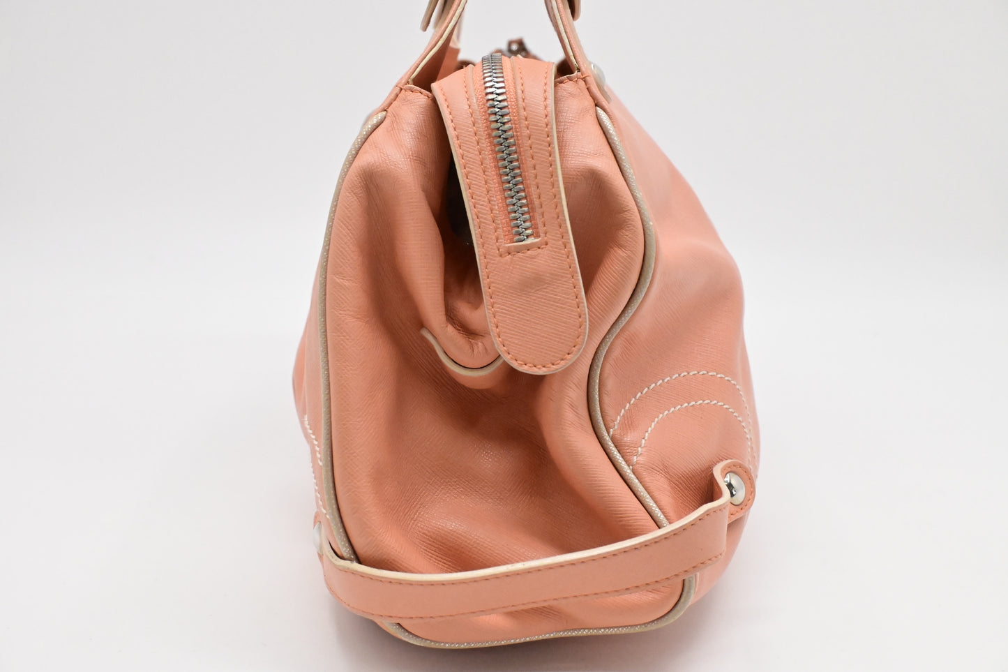 Ferragamo Gancio Hobo Bag in Pale Pink Leather