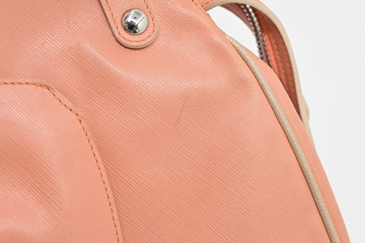 Ferragamo Gancio Hobo Bag in Pale Pink Leather
