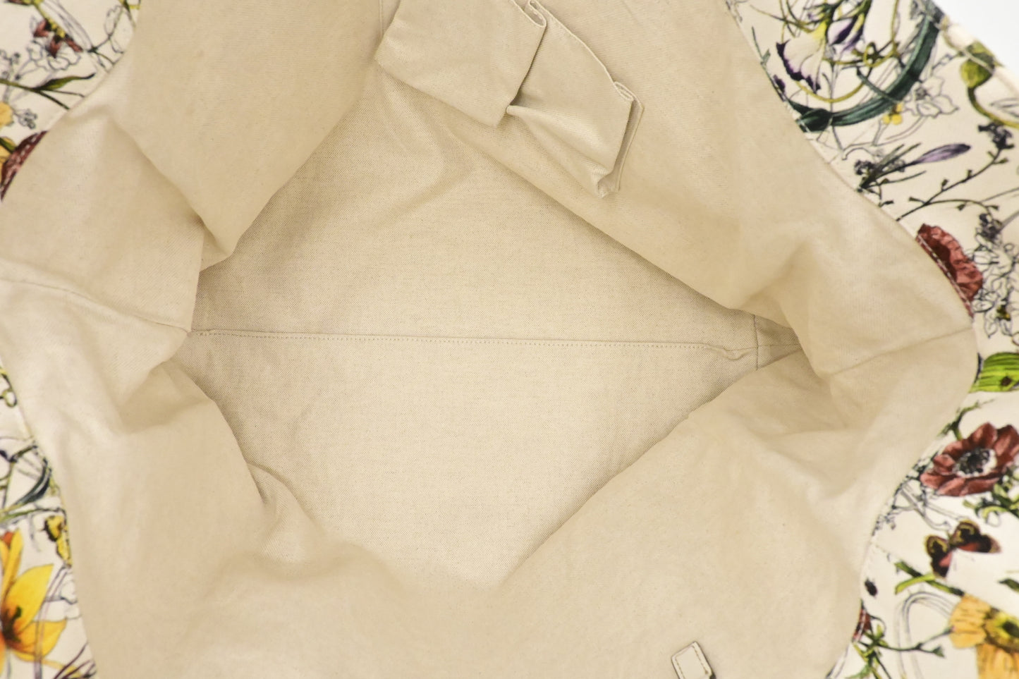 Gucci Tote in White Floral Canvas