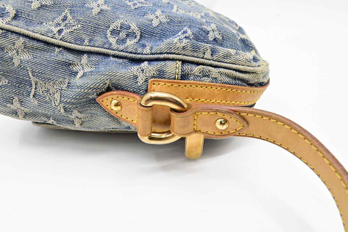 Louis Vuitton Camera Bag in Monogram Denim